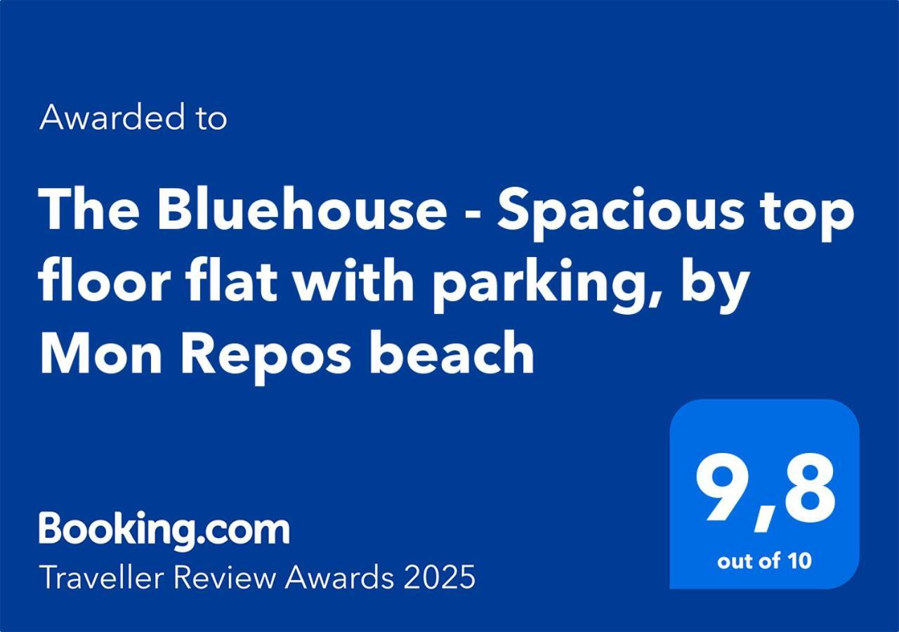 The Bluehouse - Spacious Top Floor Flat With Parking, By Mon Repos Beach Corfu  Exteriér fotografie